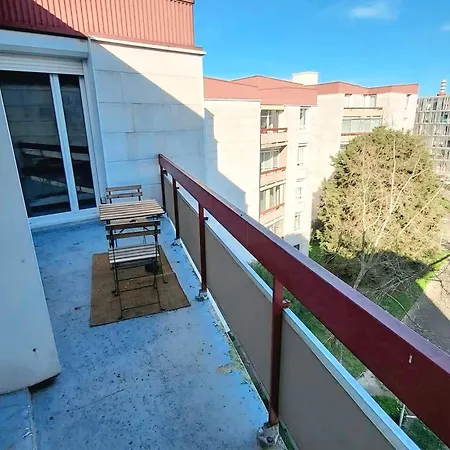 Privee Dans Partage - - Tram A - Wifi - Ref A1 Сенон